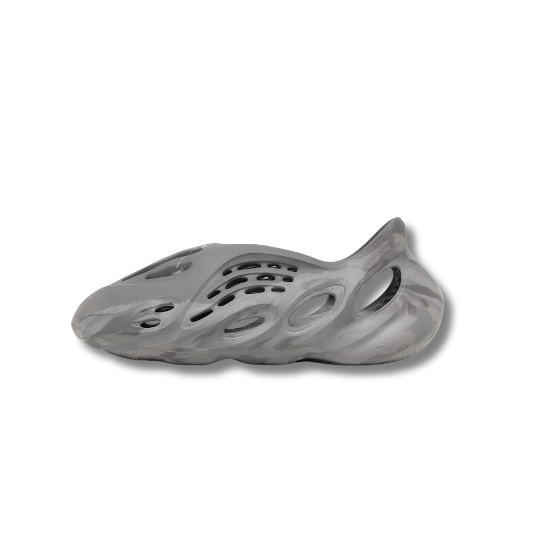 Adidas Yeezy Foam RNR MX Granite – Drop Streetwear