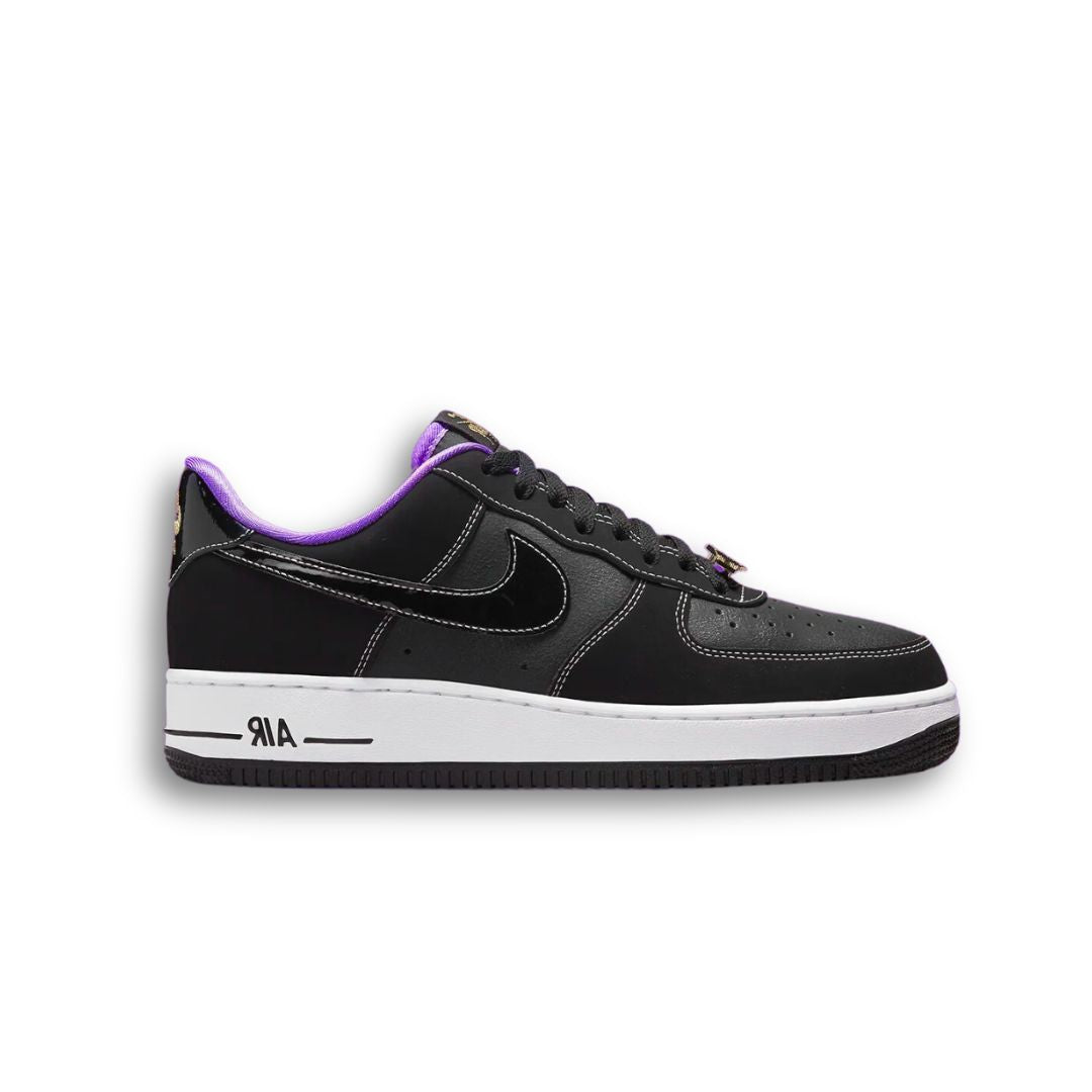 Black nike shoes with purple cheap swoosh