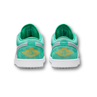 Jordan 1 Low SE New Emerald