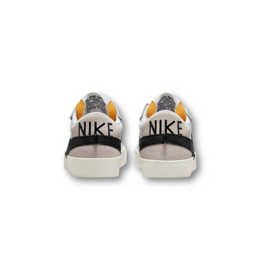 Nike Blazer Low 77 Jumbo White Black Sail (W)