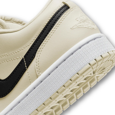 Jordan 1 Low Coconut Milk (W)