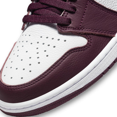 Jordan 1 Retro High OG Bordeaux