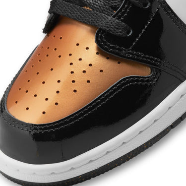 Jordan 1 Low SE Gold Toe (GS)