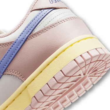 Nike Dunk Low Pink Oxford (W)