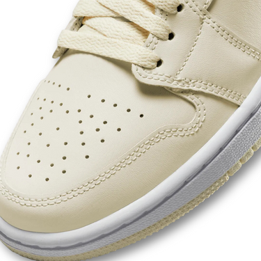 Jordan 1 Low Coconut Milk (W)