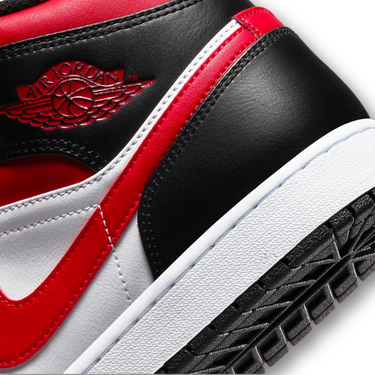 Jordan 1 Mid Bred Toe