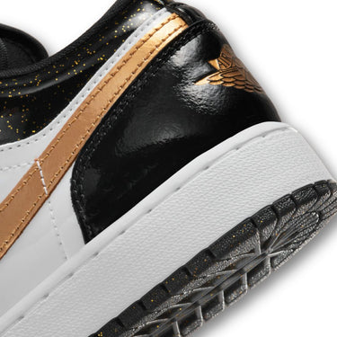 Jordan 1 Low SE Gold Toe (GS)