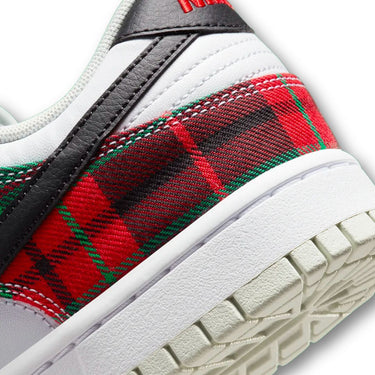 Nike Dunk Low Tartan Plaid