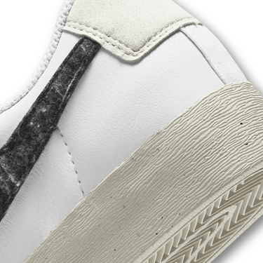 Nike Blazer Low SE 'Recycled Wool Pack'- 'White Black'