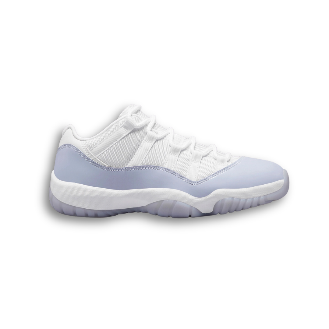 Air Jordan 11 Retro Low Pure Violet (W)