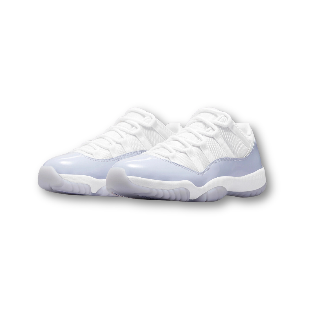 Air Jordan 11 Retro Low Pure Violet (W)