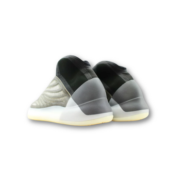Adidas YZY QNTM Barium