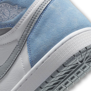 Jordan 1 Retro High Hyper Royal Smoke Grey