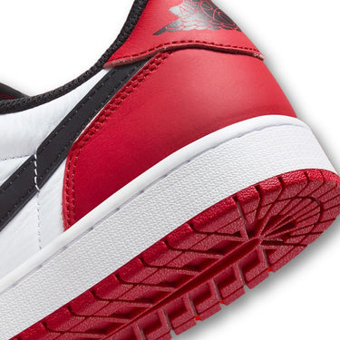 Jordan 1 Retro Low OG Black Toe (2023)