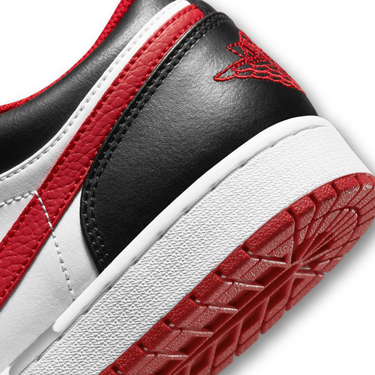 Air Jordan 1 Low Bulls