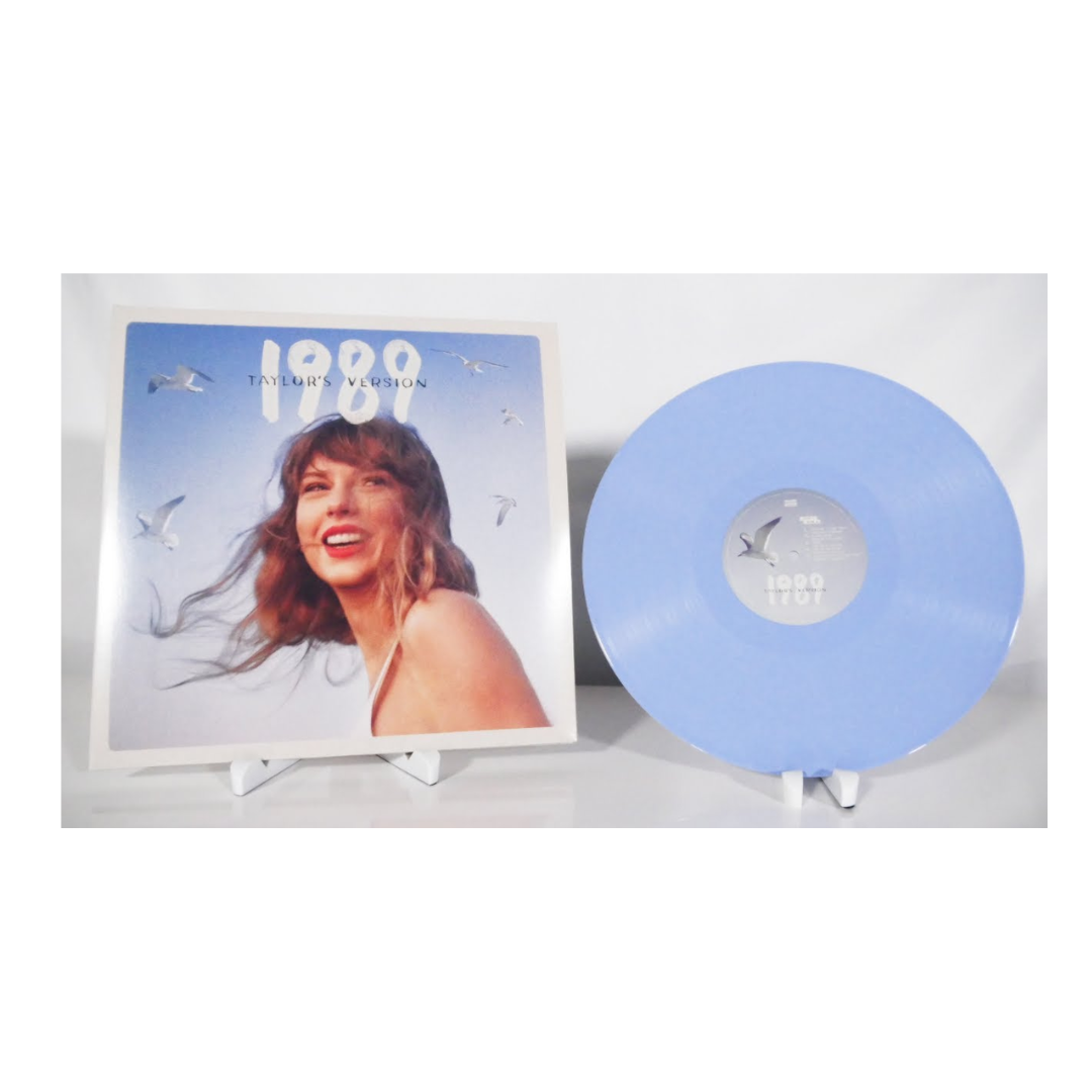 1989 (Taylor's Version Target Exclusive) Vinyl Crystal Skies Blue Edition